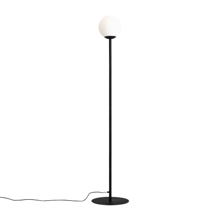 Lampa podłogowa wysoka prosta czarna z kloszem 1080A1 z serii PINNE