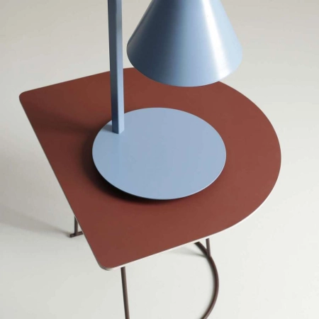 Nowoczesna, minimalistyczna lampka stołowa 1108B16 z serii FORM 2