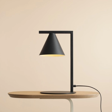 Minimalistyczna, geometryczna lampka biurkowa 1108B1 z serii FORM 2