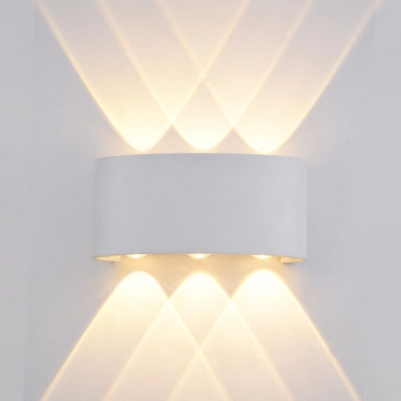 Biała, nowoczesna lampa elewacyjna LED OWL-451-3-WH z serii ORTELO