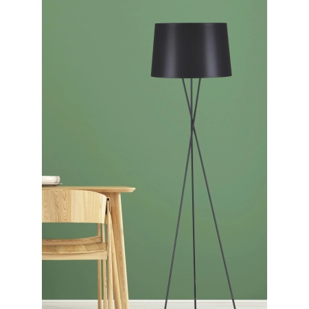 Lampa podłogowa minimalistyczny trójnóg K-4353 z serii REMI BLACK - wizualizacja 2