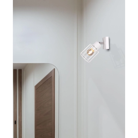 Minimalistyczna lampa ścienna do korytarza K-4570 z serii TROY WHITE - wizualizacja