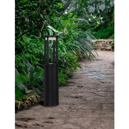 Designerska, czarna lampa ogrodowa stojąca LED K-8138 50cm z serii UBBE - wizualizacja