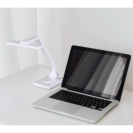 Designerska, ledowa lampka biurkowa K-BL1203 BIAŁY z serii MIRO -wizualizacja