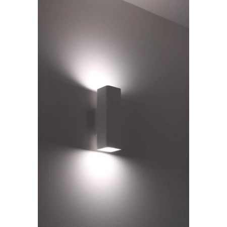 Smukła, biała, dwustronna lampa ścienna 705/1 BIA z serii TOBI 3