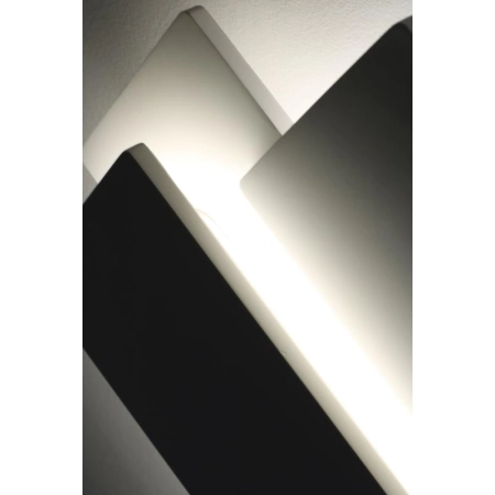 Designerska, biała lampa ścienna 3D do sypialni 707/1 BIA z serii JUSTIN 5