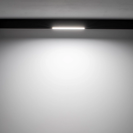 Liniowa lampa do szyny magnetycznej 1F 10651 z serii LVM LINE LED - 3