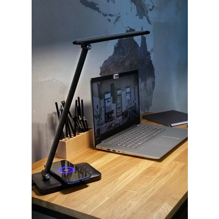Czarna lampka biurkowa z wbudowanym LED-em 8404 z serii STYLE LED 5