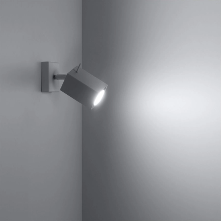 Minimalistyczna, biała lampa ścienna reflektor SL.0095 z serii MERIDA 3