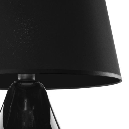 Smukła, czarna lampka stojąca z abażurem TK 5444 z serii LACRIMA 2